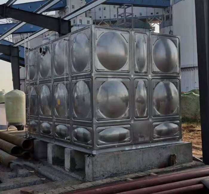组合式不锈钢焊接水箱的内部控制过程进行操作呢