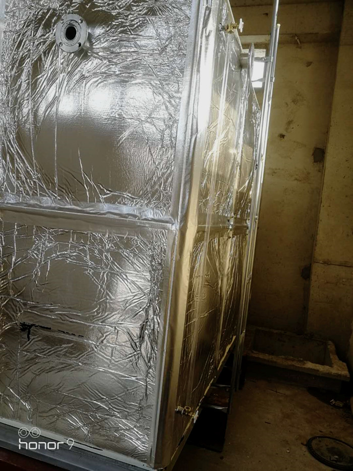 24立方玻璃钢橡塑保温水箱